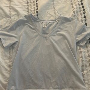 Athleta vneck tshirt